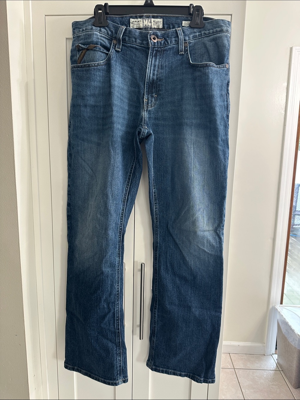 Men's Ariat Legacy M4 Blue Jeans - Relaxed Bootcut 33/32